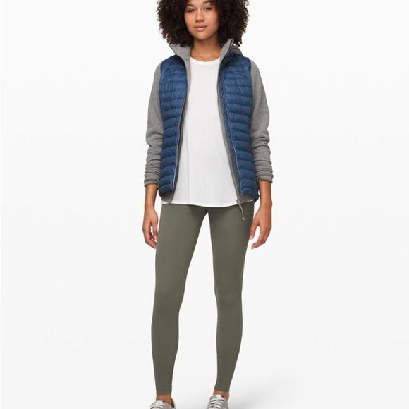 Size 12 Blue Lululemon Pack it Down Vest - Picture 1 of 6